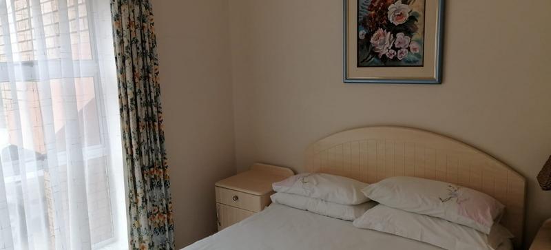 6 Bedroom Property for Sale in Reebok Western Cape